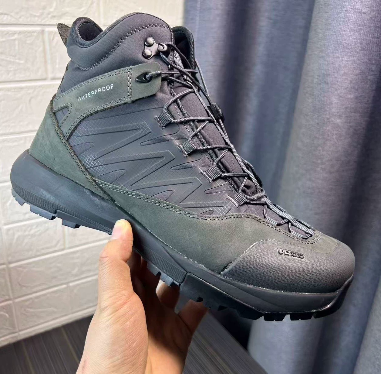 Sepatu Hiking Kulit High Top P - Streetwear Brand Shoes ulasan dan harga